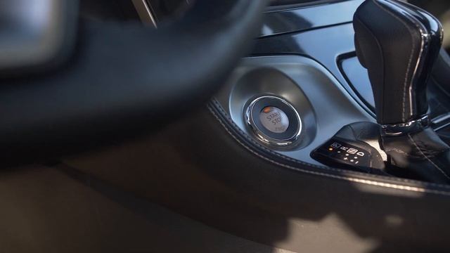 The 2018 Nissan Maxima SL