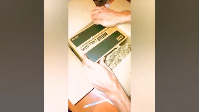 Распаковка посылки из интернета магазина Компьютер-маркет блок питания WATTBIT 600W