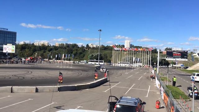 Дрифт на #ММАС2016 .  #drift #drifting #КрокусСитиХолл #mias2016