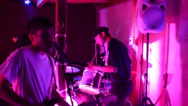 Naves - Untitled // Espacio 56 7 de abril 2018