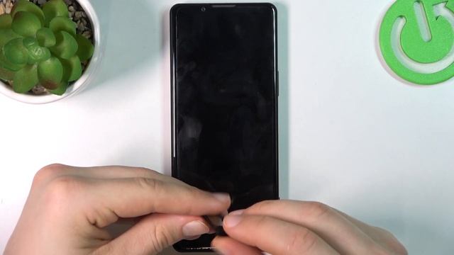 Sony Xperia 5 IV | Как вставить сим карту и карту памяти в Sony Xperia 5 IV