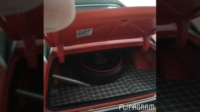 Dodge charger 1:18 car and driver