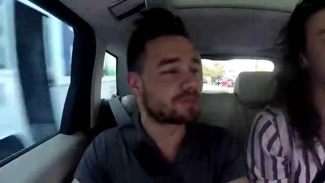 One Direction " what makes you beautiful " karaoke carpool with James Corden