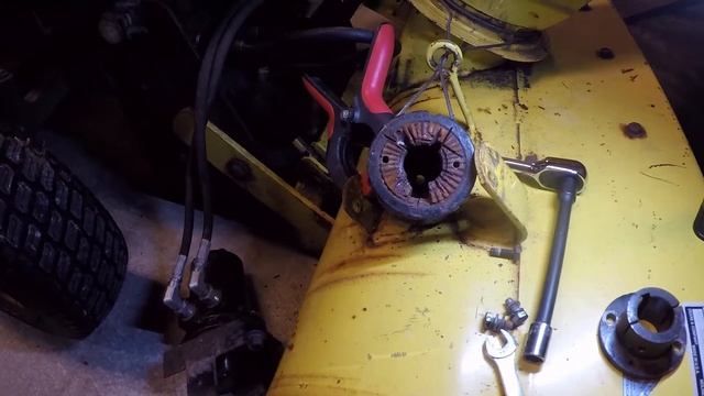 How To Build A Hydraulic Chute Rotator For A John Deere 49 Snowthrower.