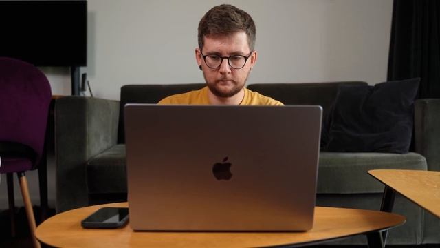 M2 Max Macbook Pro 16 - IT BLEW MY MIND! - Review after 4 months