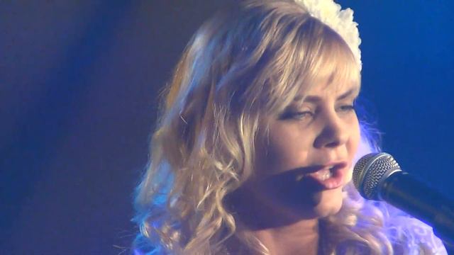 Lolita Kašinska Cover By Алла Пугачева - Женщина, которая поёт