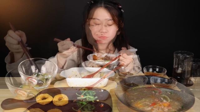Mukbang)SUB/May eating/Dong An Chicken with Salad/ASMR eating sounds