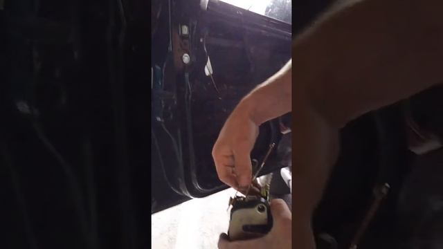 Toyota door won't open.. easy fix