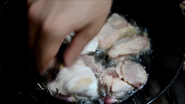 Pollo Al Ajillo. Receta