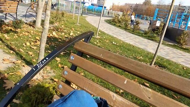 На завтрак мороженое. Обед и что на ужин. Прогулка в нашем парке.