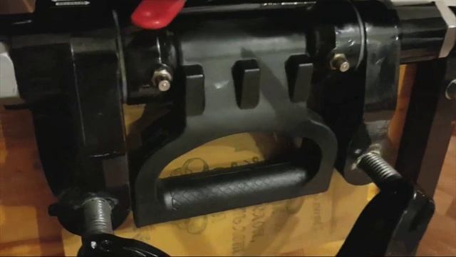 Обзор лодочного мотора Tohatsu MFS 9,9 - 20 после 100 часов эксплуатации. Первые впечатления.