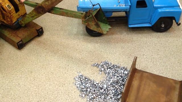 Экскаватор АЗЛК + Грузовик ГАЗ