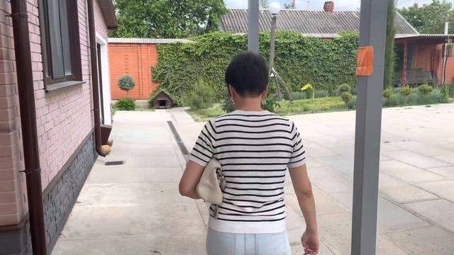 Какой же французский бульдог не мечтает о свободе…