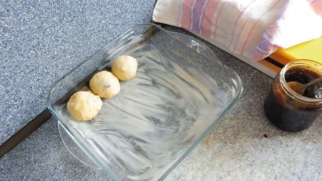 Булочки со сливовым джемом. Снимаем стресс на кухне.