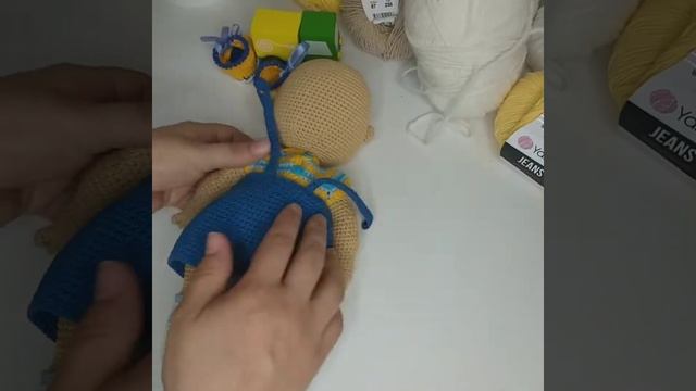 Вязаный пупс