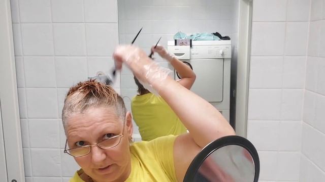 Жизнь беженцев в Нидерландах ???? Как я сама покрасила волосы? Пришла ?
