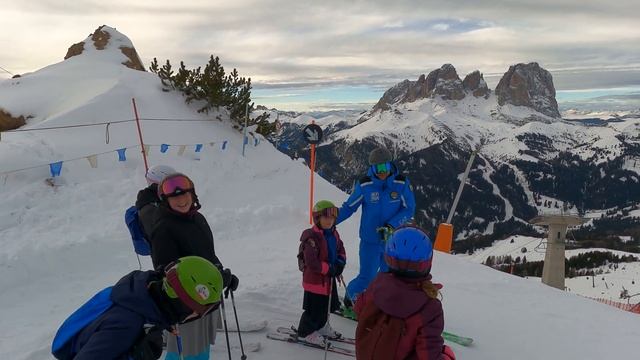 Canazei instructions before starting a black run