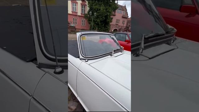 авто Triumph TR4А shorts