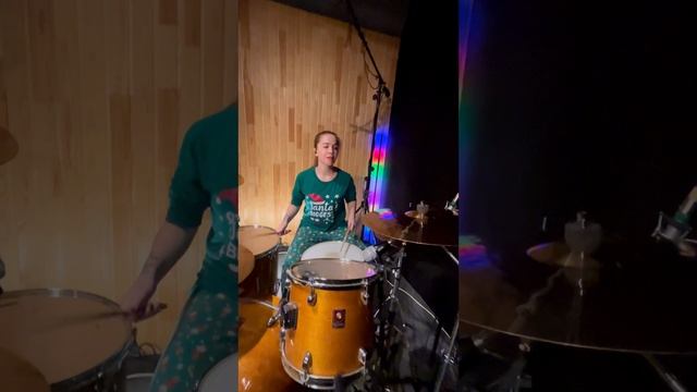 София Ротару - Белая Зима (Drum Cover by VikTheF1rst) | Вика за барабанами |