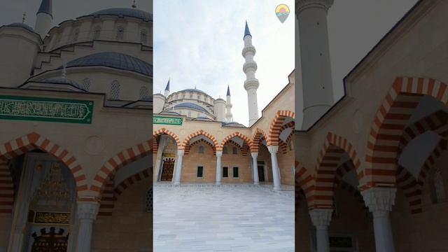 Как Россия чтит религию в Крыму. Новая Соборная мечеть Крыма.