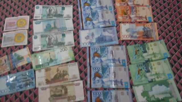 Видеоролик снят специально для плейлиста Деньги 2 - здесь тенге, российский рубли, монеты и тиыны