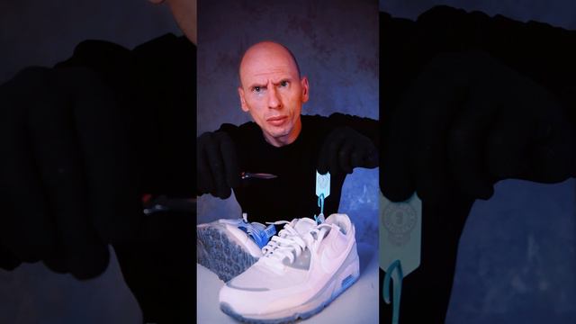 Смотрите, что я получил!
Хмурый Распаковщик и Распаковка кроссовок NIKE AIR MAX 
#хмурыйраспаковщик