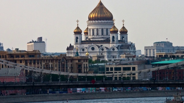 Покажу-ка вам Москву