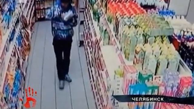 Подготовился к 8 марта парень обокрал отдел косметики