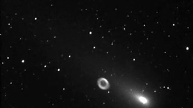 Stacked image video of  Comet (5/08/06)