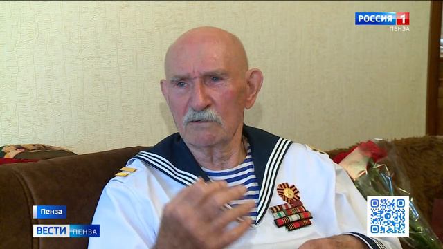 Ветерана Великой Отечественной войны Виктора Городнова поздравили с наступающим Днем Победы