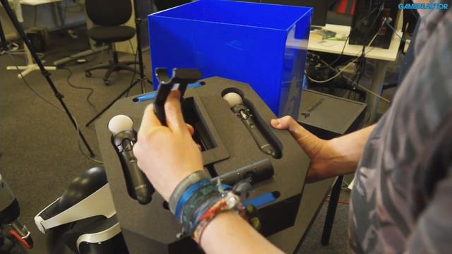 Quick Look - PlayStation VR VIP Kit Unboxing