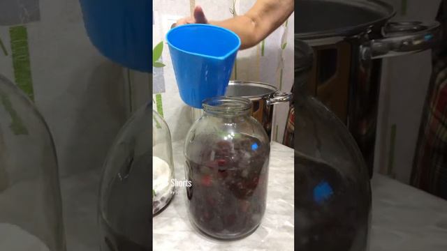 Вишнево мятный компот