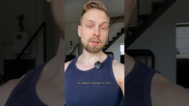 НИКТО НЕ ПОВТОРИТ ЭТОГО! Толян отжимается на 2 пальцах!