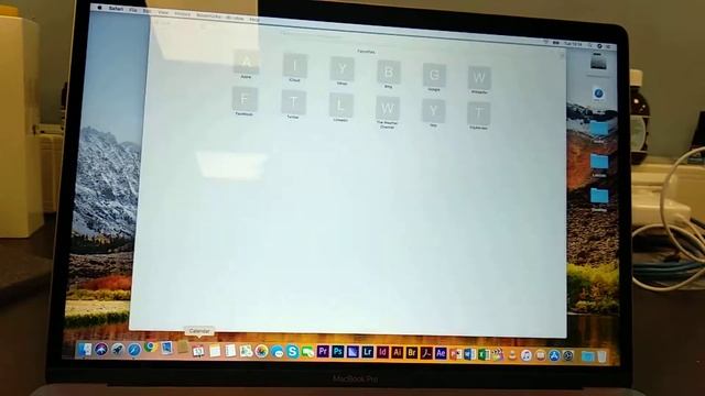 MacBook Pro 15" Touch Bar (2017) configurato con Successo! #macfaaast