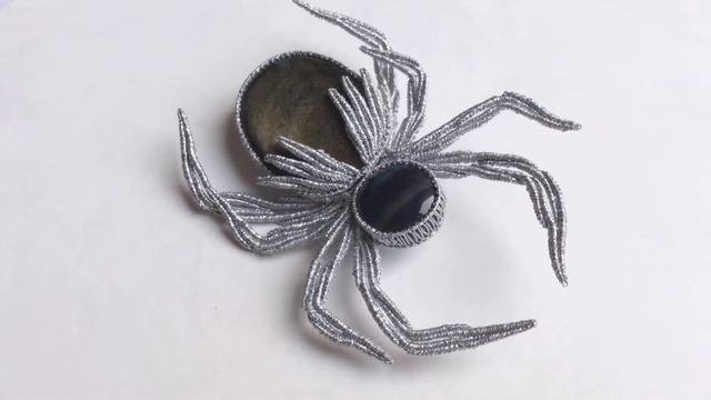 Spider Brooch Halloween jewelry. artnodus