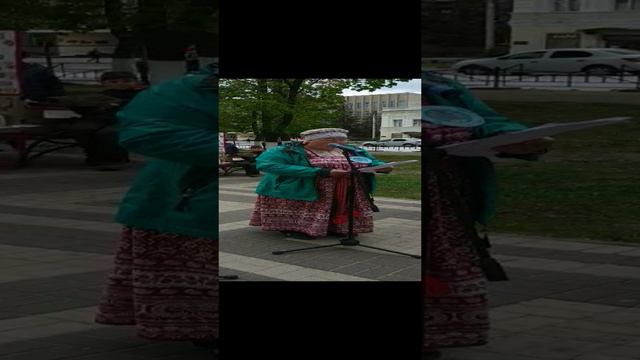 Video-4bfe893f813fbdc4d14a7666a38c4604-V