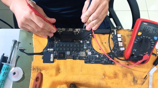 MacBook Pro Retina 15" Não Está Gerando Imagem. Veja Como Consertei