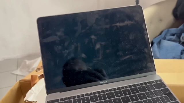 MI hanno REGALATO DUE MAC! iMac 27 POLLICI e MACBOOK 12