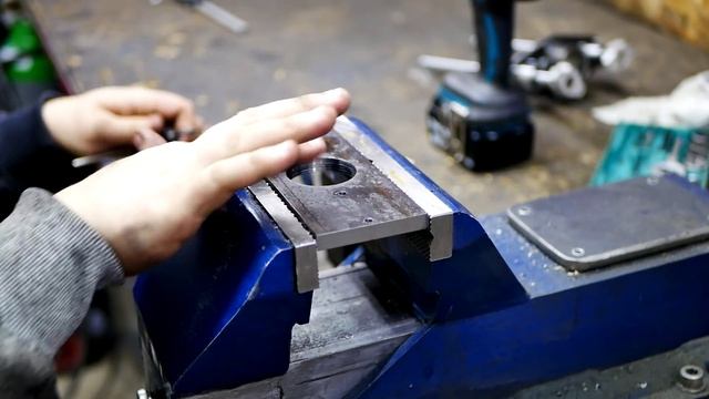 Mobile (ELECTROMAGNETIC) Drill Stand