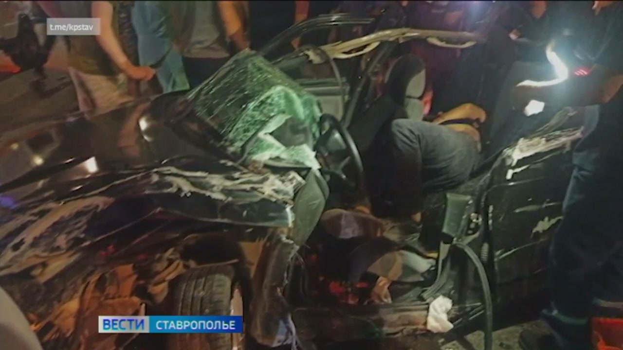 ДТП с участием 4 машин произошло вблизи Минвод