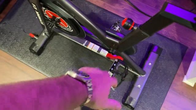 Schwinn IC4 Apple Fitness+ or Peloton App?