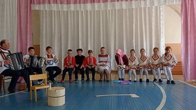 Ансамбль Ложкари Лонки-Врцинский ЦСДК Игринский район Удмуртия.