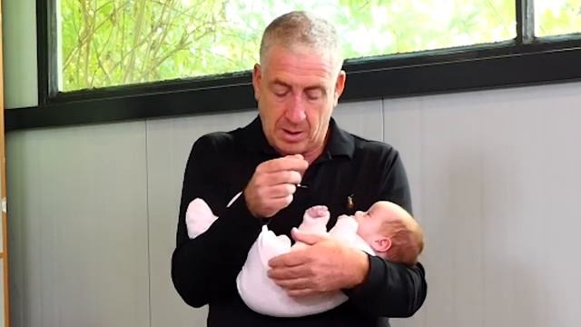 О важности позы колыбельки