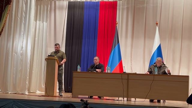 Чрезвычайное пленарное заседание 20.09.2022 г о референдуме в ДНР
