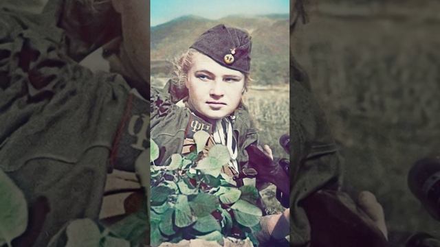 Она смело защищала Родину и погибла в 19 лет, уничтожив около 100 врагов!