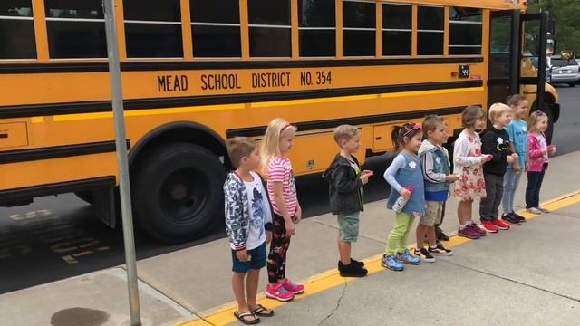 Первая встреча Elementary School ?Пообщаемся по дороге? Гонщик-обгонщик?Как я воспитываю детей❓
