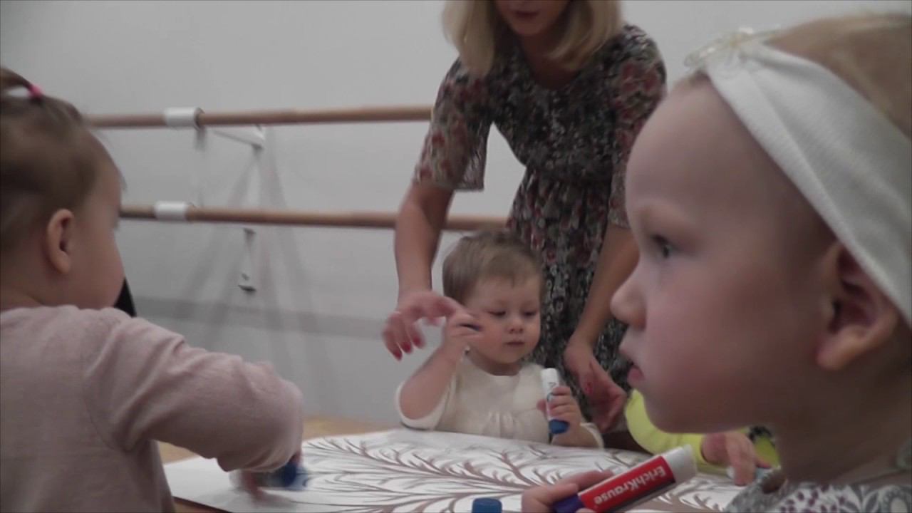 Новогодний утренник в студии Комплексного развития Семейного эко-клуба Ясное солнышко Мытищи.