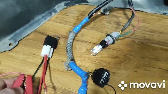 ДХО дневные ходовые огни в поворотники на таету приус 30. через стабилизатор. Toyota Prius. 2 часть