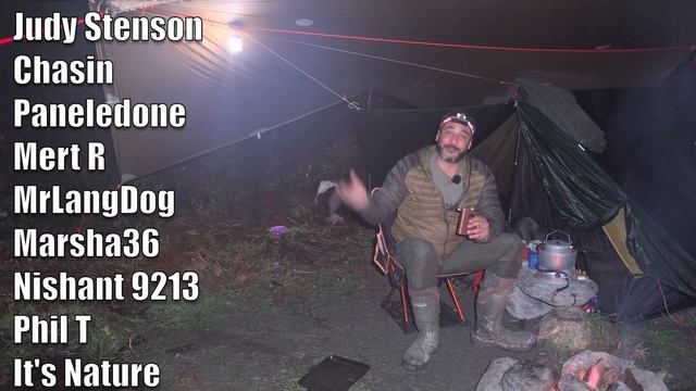 CAMPING in RAIN with BUSHCRAFT