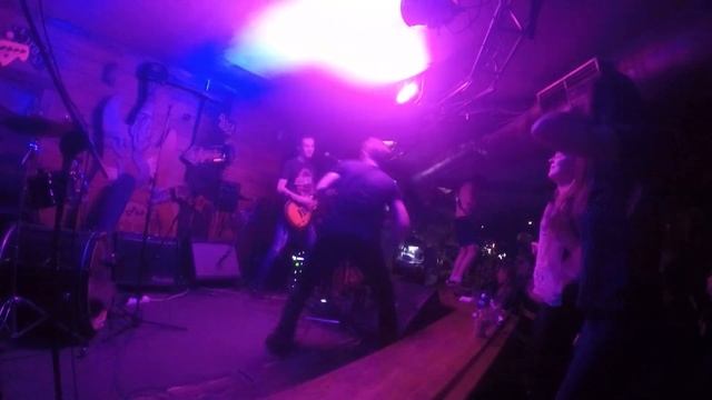 AC/DC 26.01.2019 DC Train Docker pub